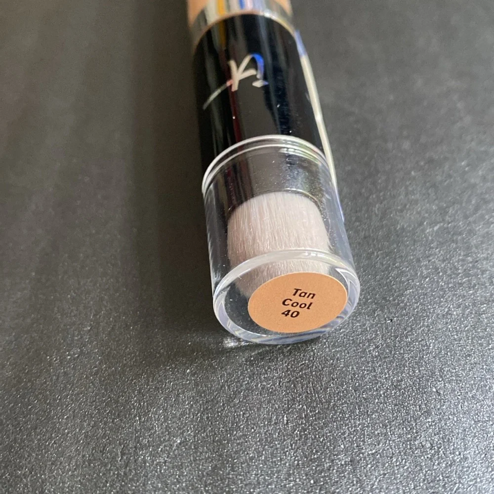 IT‎ Cosmetics Bye Bye Dark Spots Concealer Serum - Tan Cool 40, NEW and sealed